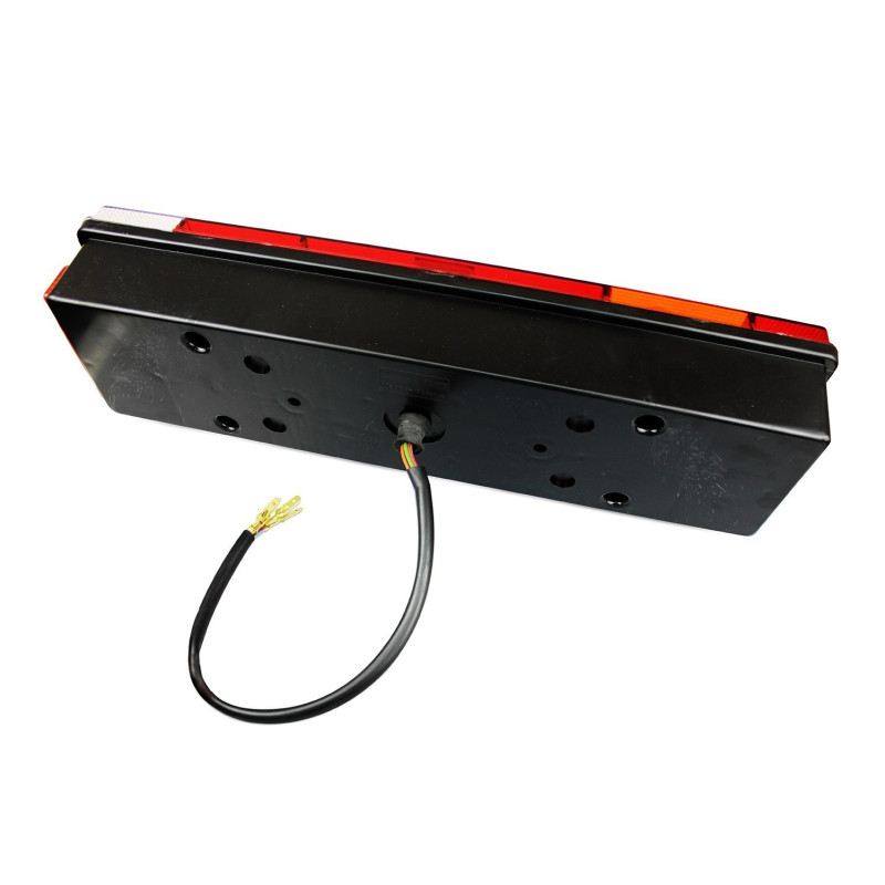 Задни стоп светлини комплект ST1011 с Кабел