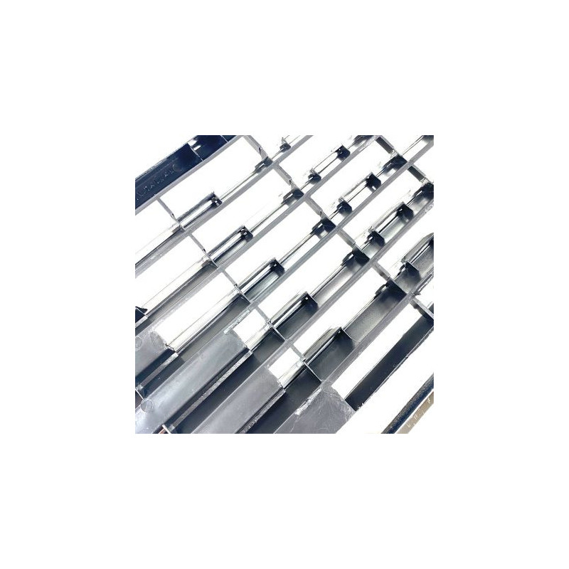 Решетка Avangard Mercedes W202 (93-00)