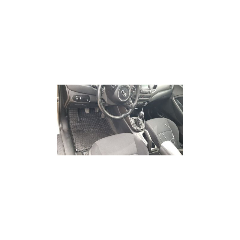 Гумени стелки за KIA Carens III (2013-2019)