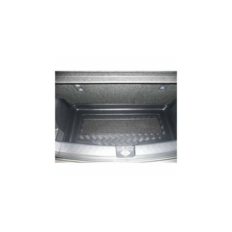 Стелка за багажник за Suzuki Swift (2010-2017) 5 doors